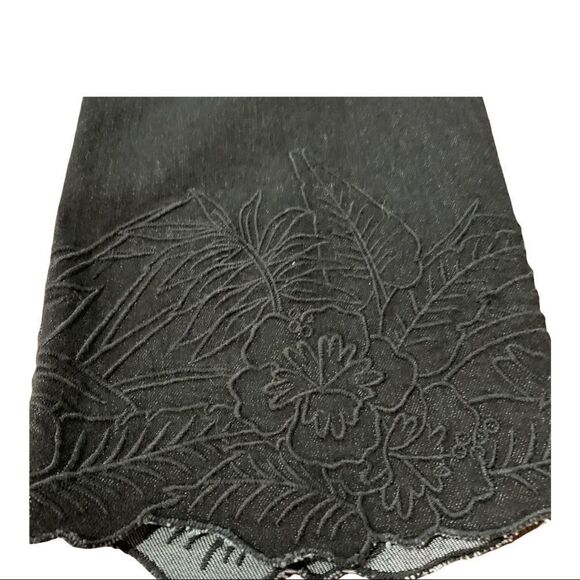 Sold - Picture 6 of 8